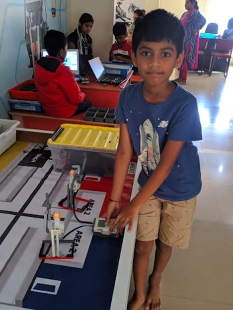 Hands-on robotics session